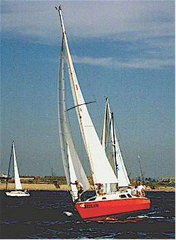 CW975 "Concept Won" multi-chine plywood boat plans for amateur builders