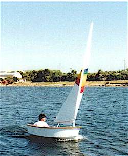 Dixi Dinghy stitch & glue plywood boat plans for amateur boatbuilders
