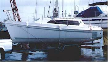 TLC 27 GRP trailer sailer