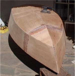 Dudley Dix Yacht Design - Wooden amateur boatbuilding projects