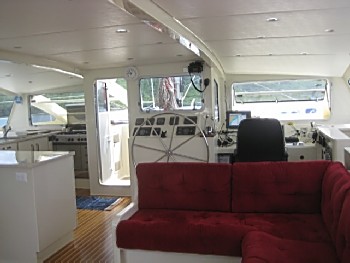 DH550 radius chine plywood catamaran