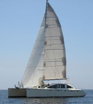 DH 550 Plywood Cruising catamaran