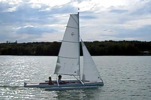 trika 540 trimaran